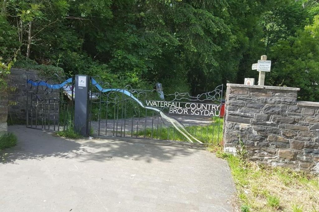 Mellte Avenue - Waterfalls House Pontneddfechan Exterior foto